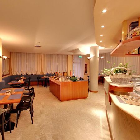 Hotel Rosa Abano Terme Dış mekan fotoğraf