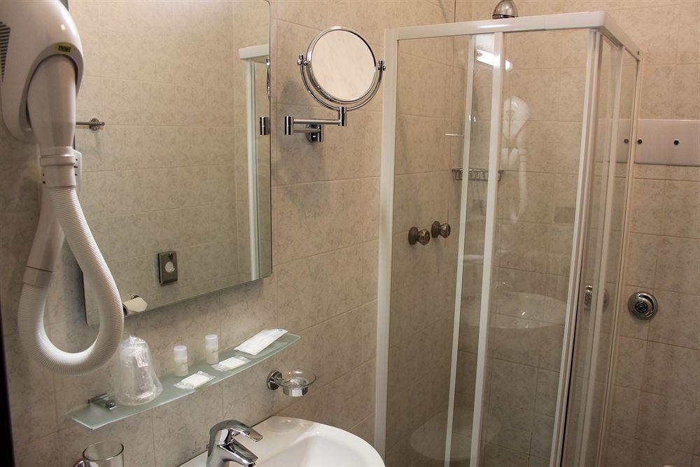 Hotel Rosa Abano Terme Dış mekan fotoğraf