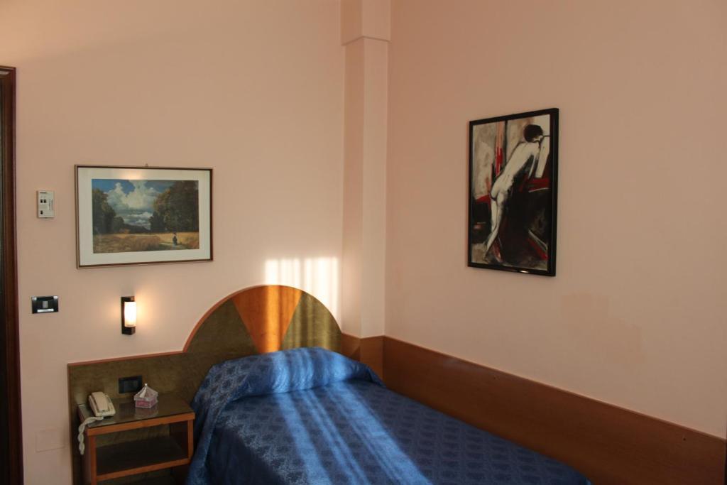 Hotel Rosa Abano Terme Oda fotoğraf