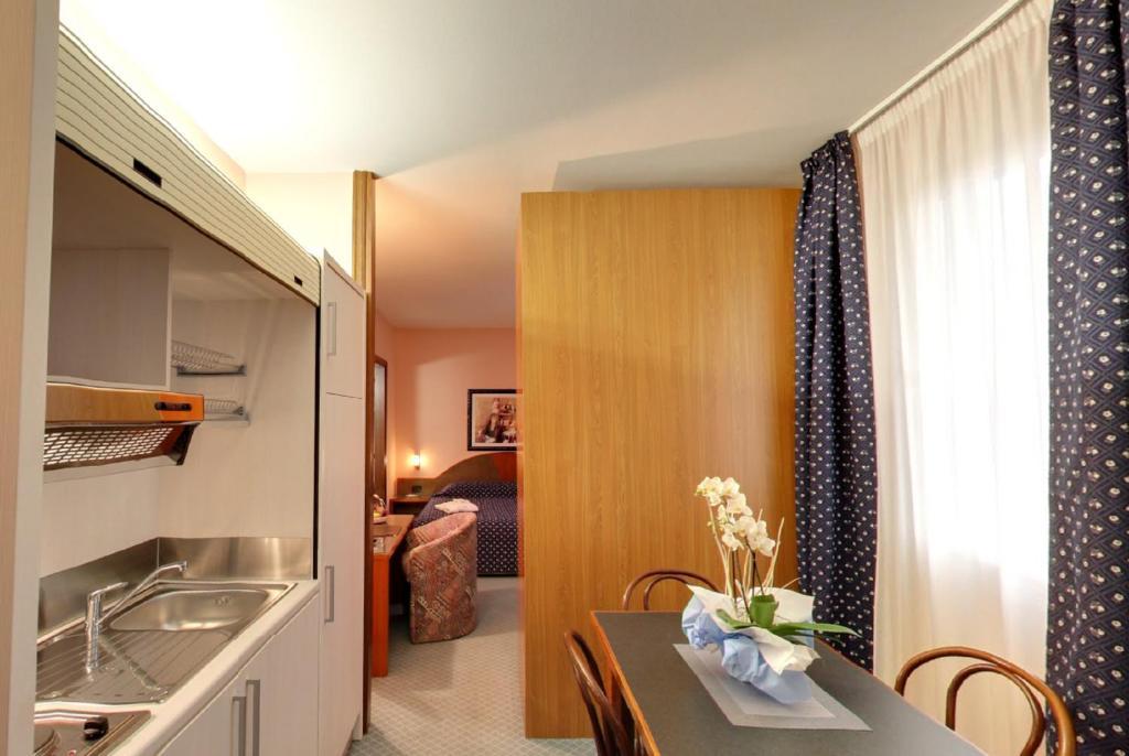 Hotel Rosa Abano Terme Oda fotoğraf