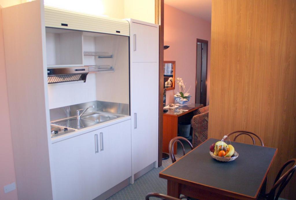 Hotel Rosa Abano Terme Oda fotoğraf